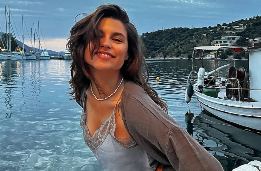  Δανάη Παππά: “Η μητέρα μου δεν ρωτάει πότε θα γίνω μανούλα, γιατί ξέρει ότι θα φάει βρίσιμο”