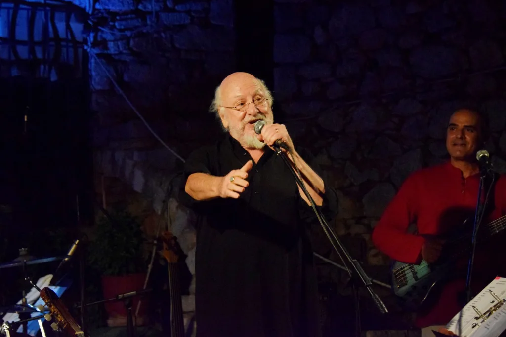 dionysis savvopoulos