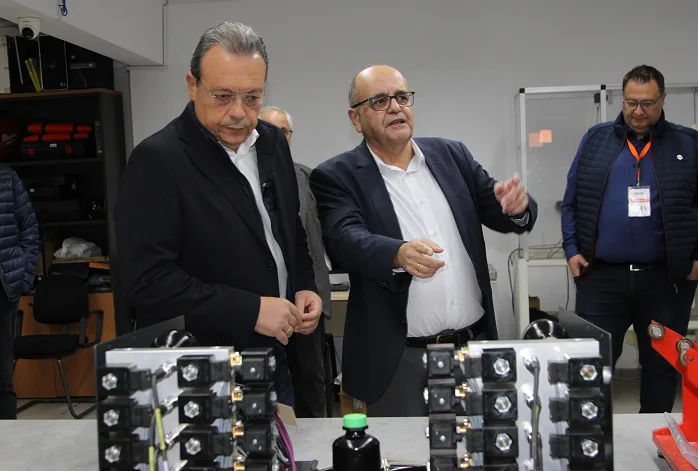  Φάμελλος από την Κομοτηνή: “Η ελληνική περιφέρεια εκπέμπει SOS από τον πρωτογενή τομέα μέχρι τη μεταποίηση”