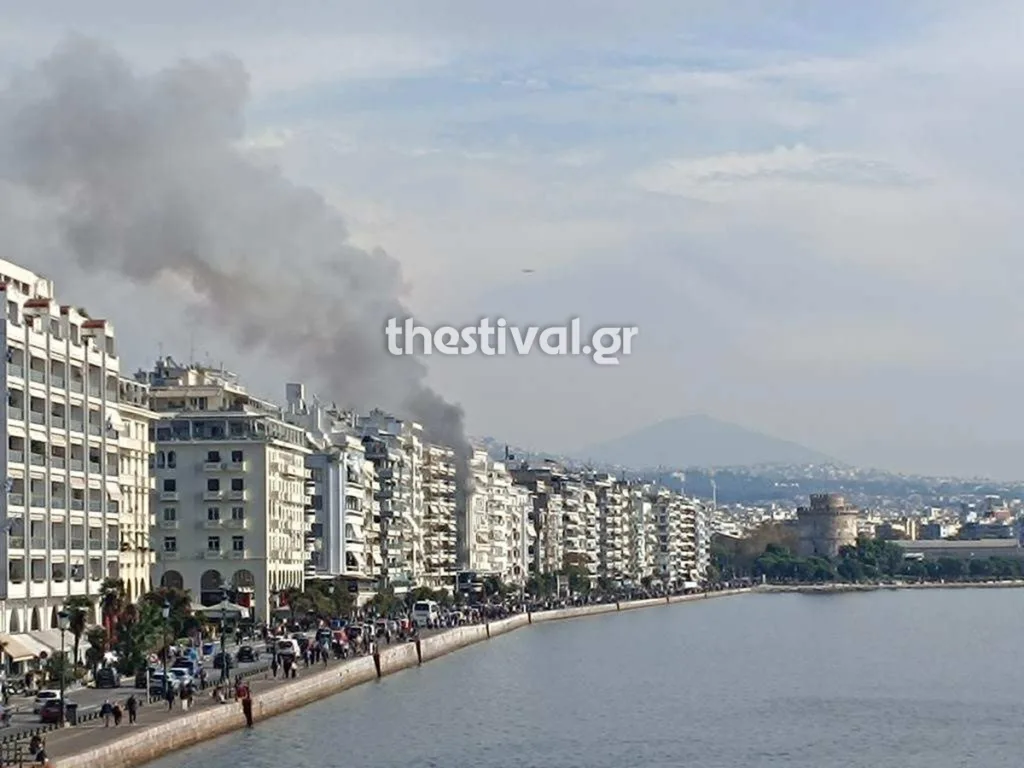 Θεσσαλονίκη: Συναγερμός για φωτιά σε κατάστημα εστίασης στη Λεωφ. Νίκης 2 fotia nikis agias sofias