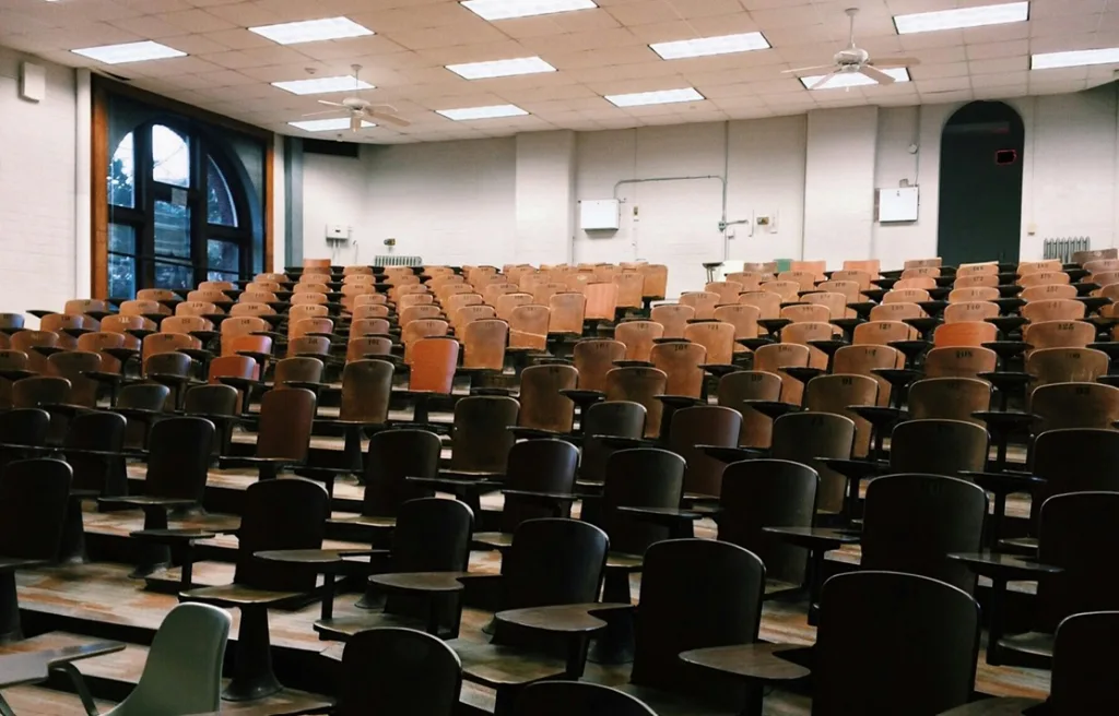 idiotika panepistimia1