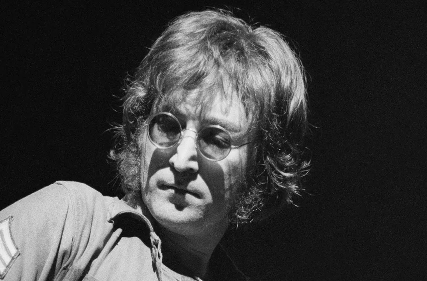  Ο δολοφόνος του Τζον Λένον αποκαλύπτει 45 χρόνια μετά: Γιατί τον σκότωσα