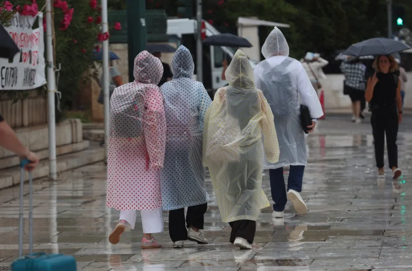  Παραμένει άστατος ο καιρός με βροχές και καταιγίδες αλλά και πτώση της θερμοκρασίας