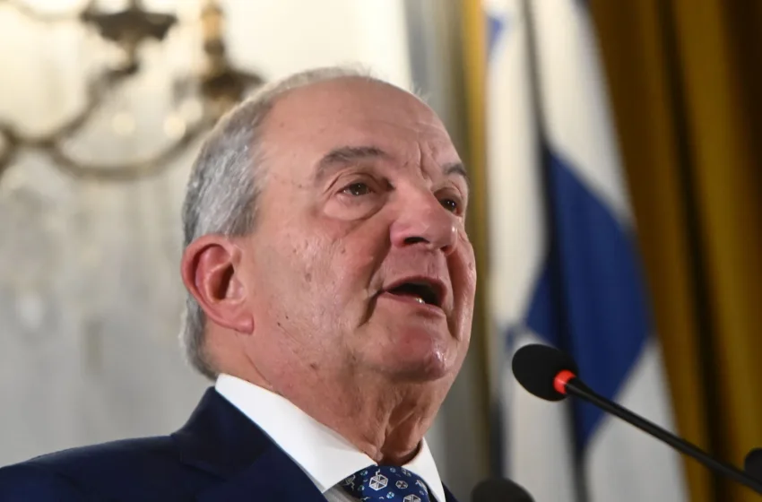  Καραμανλής: Αμοιβαία τα οφέλη από τις σχέσεις Ελλάδας και Κίνας