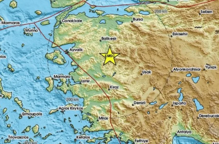  Τουρκία: Ισχυρός σεισμός 6,1 Ρίχτερ, αισθητός στην Κωνσταντινούπολη- Κατέρρευσαν κτήρια (vid)