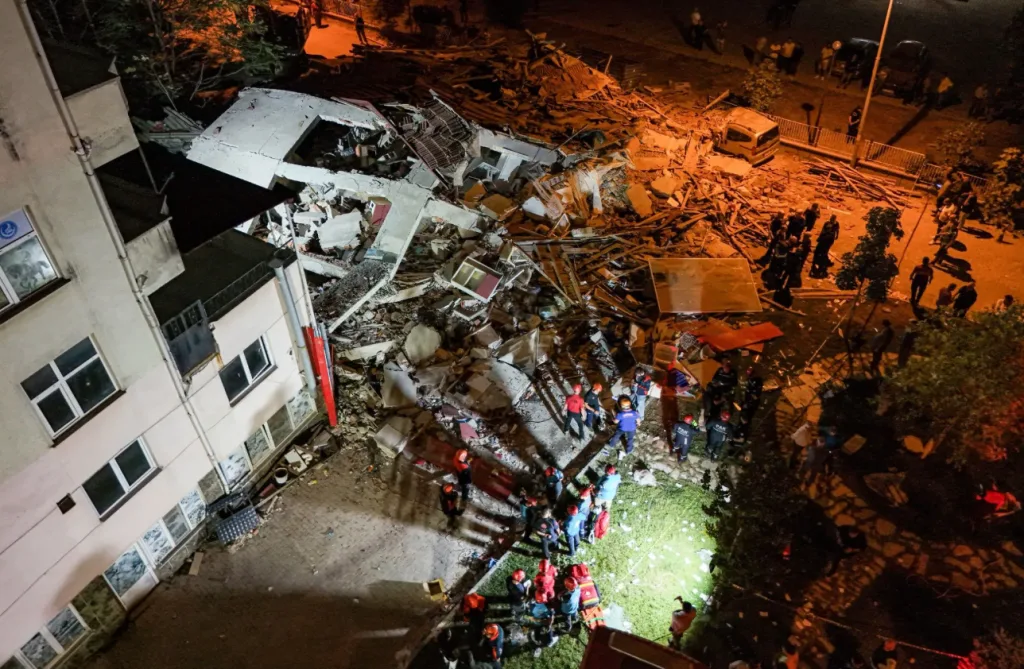 seismos tourkia katarreusi ktiriwn