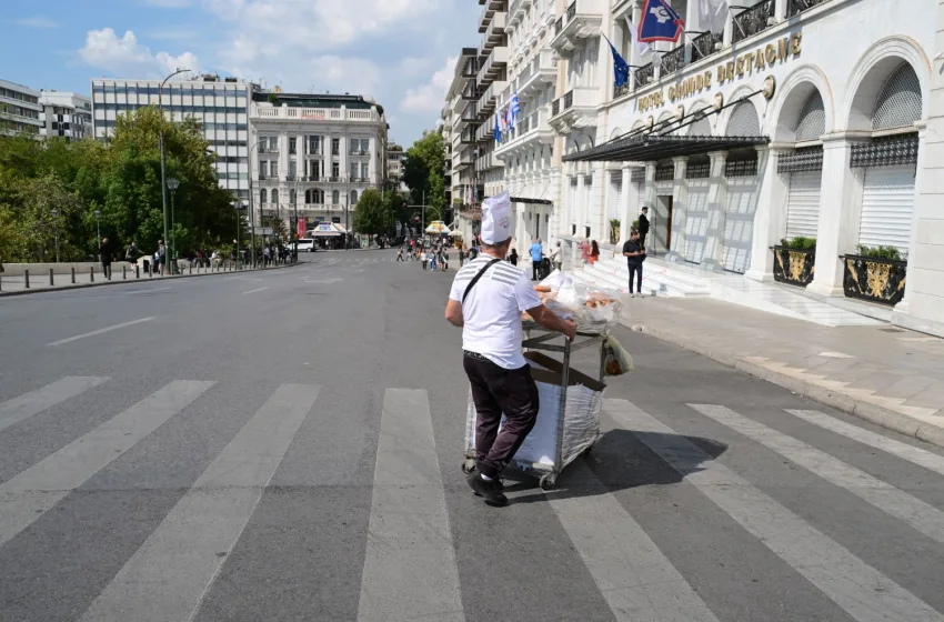  Κανονικά η κυκλοφορία των οχημάτων στο κέντρο της Αθήνας