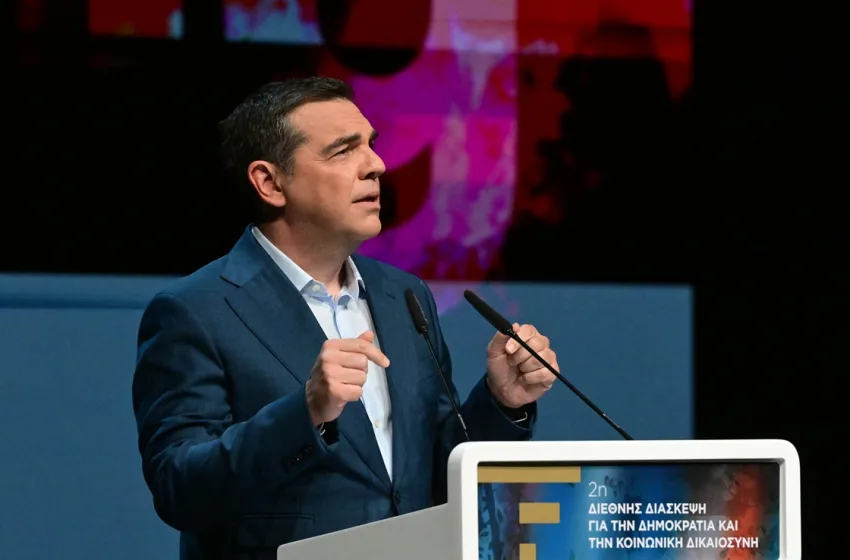  Αλέξης Τσίπρας: Α bientôt… βουλευτές στέλνουν μηνύματα για το βιβλίο-Δηλώνουν έτοιμοι να παραδώσουν την έδρα