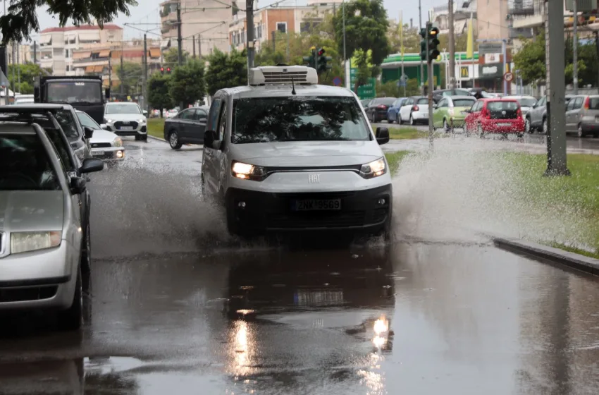  Μπουρίνι στην Αθήνα- Ουρές χιλιομέτρων σε κεντρικούς οδικούς άξονες
