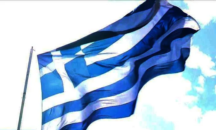  28η Οκτωβρίου: Στον ουρανό της Χίου η  ελληνική σημαία