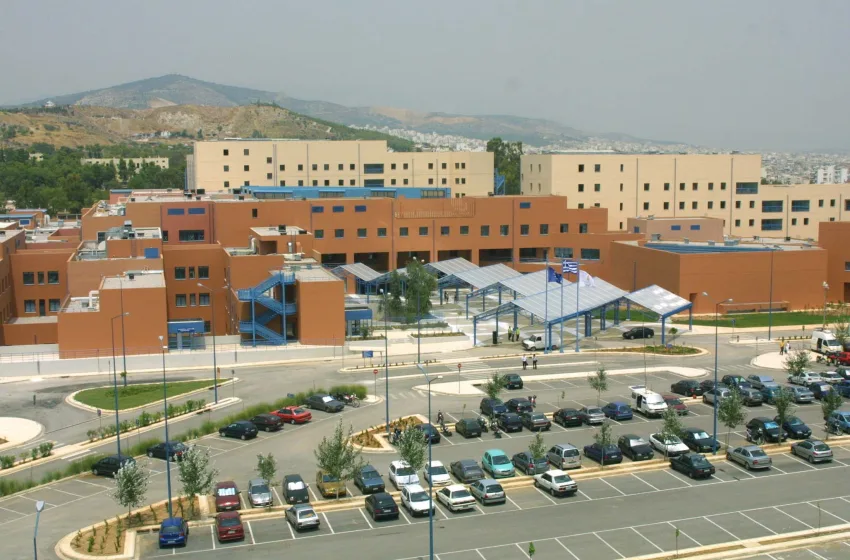  Επίθεση με πιρούνι: “Δεκάδες χτυπήματα στο πρόσωπο είχε η 37χρονη έγκυος”, λέει ο γιατρός της