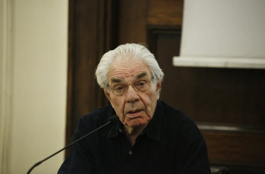 ΚΑΣΙΜΑΤΗΣ ΠΕΘΑΝΕ