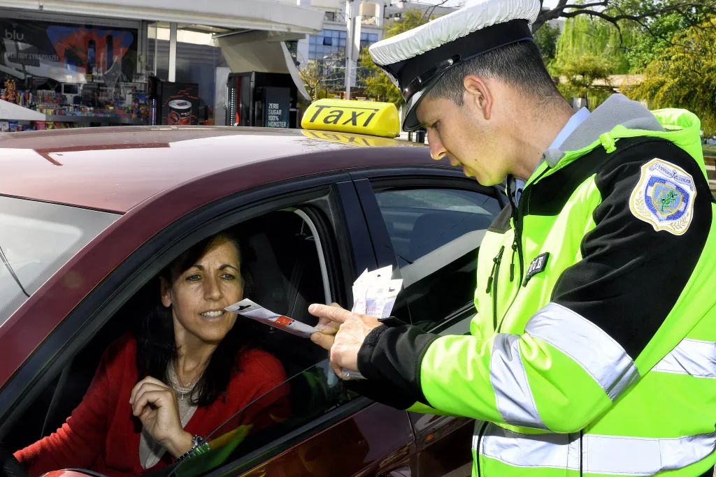 ΤΡΟΧΑΙΑ ΠΑΡΑΒΑΣΕΙΣ