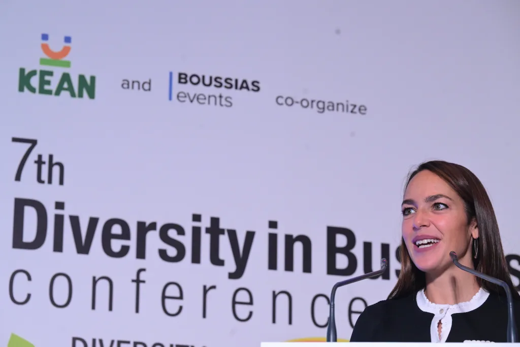 ΥΠΟΥΡΓΟΣ ΚΟΙΝΩΝΙΚΗΣ ΣΥΝΟΧΗΣ ΟΙΚΟΓΕΝΕΙΑΣ ΔΟΜΝΑ ΜΙΧΑΗΛΙΔΟΥ 2