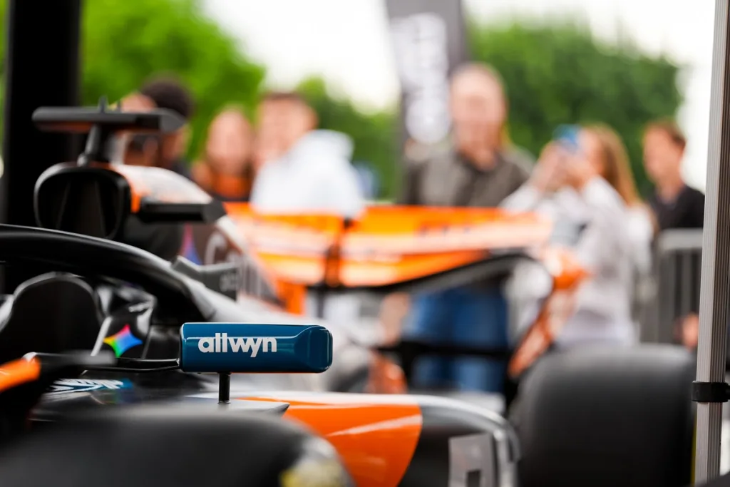 Το showcar της McLaren F1 Team στο Ζάππειο Μέγαρο – Ραντεβού το Σαββατοκύριακο 8 και 9 Νοεμβρίου για μια αυθεντική εμπειρία Formula 1 στο φινάλε ενός μοναδικού roadshow 14 14