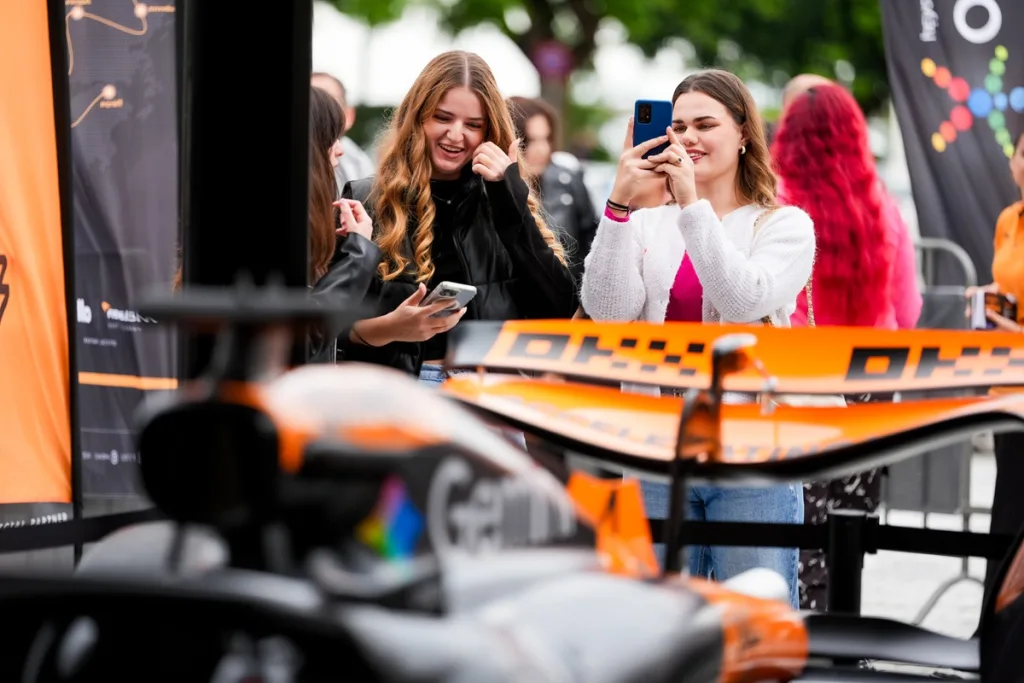 Το showcar της McLaren F1 Team στο Ζάππειο Μέγαρο – Ραντεβού το Σαββατοκύριακο 8 και 9 Νοεμβρίου για μια αυθεντική εμπειρία Formula 1 στο φινάλε ενός μοναδικού roadshow 21 5 1