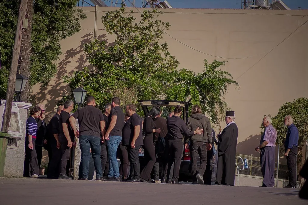 56xroni vorizia kideia