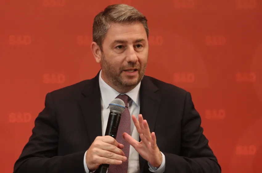  Ανδρουλάκης: Το ΠΑΣΟΚ είναι και θα παραμείνει σύμμαχος των ΜμΕ που δίνουν πνοή και θέσεις εργασίας σε όλη τη χώρα