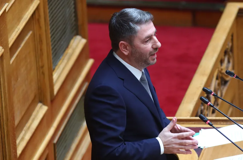  Ανδρουλάκης: Εκατομμύρια πολίτες καλούνται να γίνουν Χάρι Πότερ για να τα βγάλουν πέρα