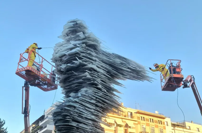  Καθαρίστηκε ο “Δρομέας” (vid)