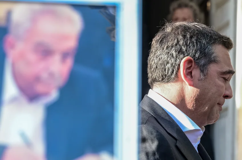  Συνάξεις σε “Νησιώτισσα” και “Παλιά Αγορά” με Τσίπρα in memoriam Αλέκου Φλαμπουράρη