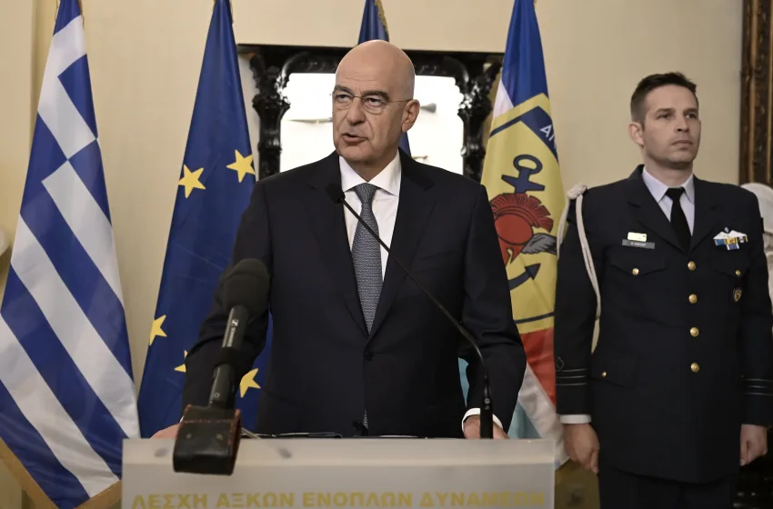  Δένδιας: Συνάντηση με τον πρωθυπουργό της Έσσης με επίκεντρο την αμυντική καινοτομία