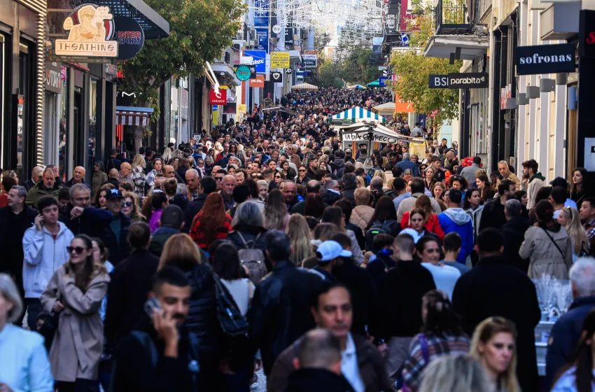  Εορταστικό ωράριο καταστημάτων: Πότε ξεκινά, πόσο διαρκεί- Αναλυτικό πρόγραμμα