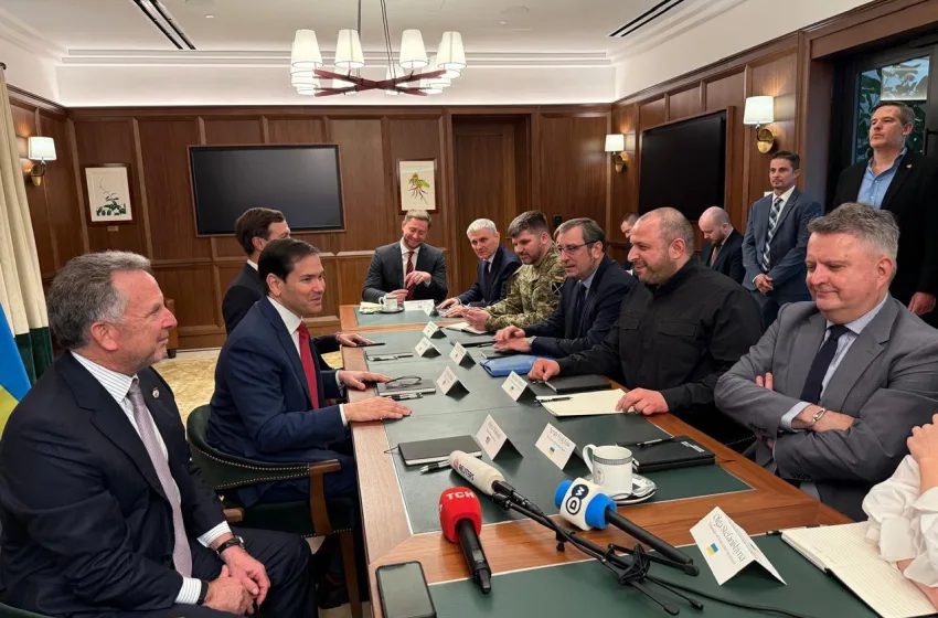  Φλόριντα: Σε εξέλιξη οι συνομιλίες ΗΠΑ-Ουκρανίας, με τις εδαφικές παραχωρήσεις στην ατζέντα