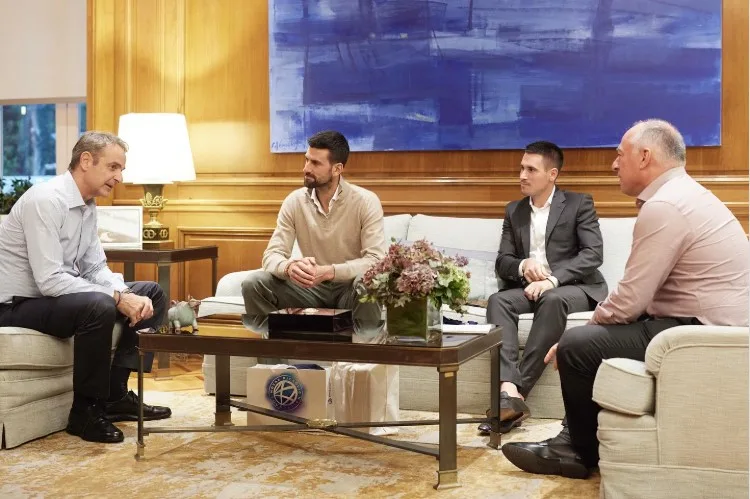  Συνάντηση Μητσοτάκη με Τζόκοβιτς – Συζήτησαν την επόμενη μέρα του ελληνικού τένις