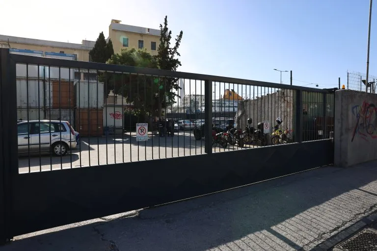  Τρεις συλλήψεις για το εργατικό δυστύχημα στον Πειραιά