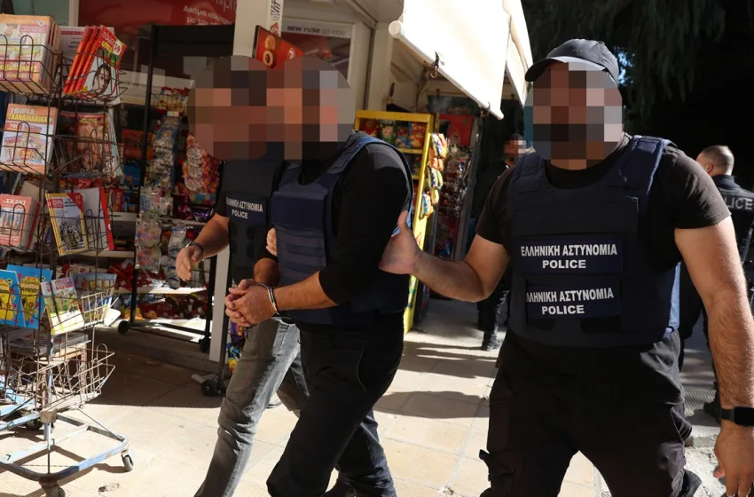  Βορίζια: Στη φυλακή οι δύο κατηγορούμενοι από την οικογένεια Καργάκη-Εμφανίζονται στο βίντεο να πυροβολούν