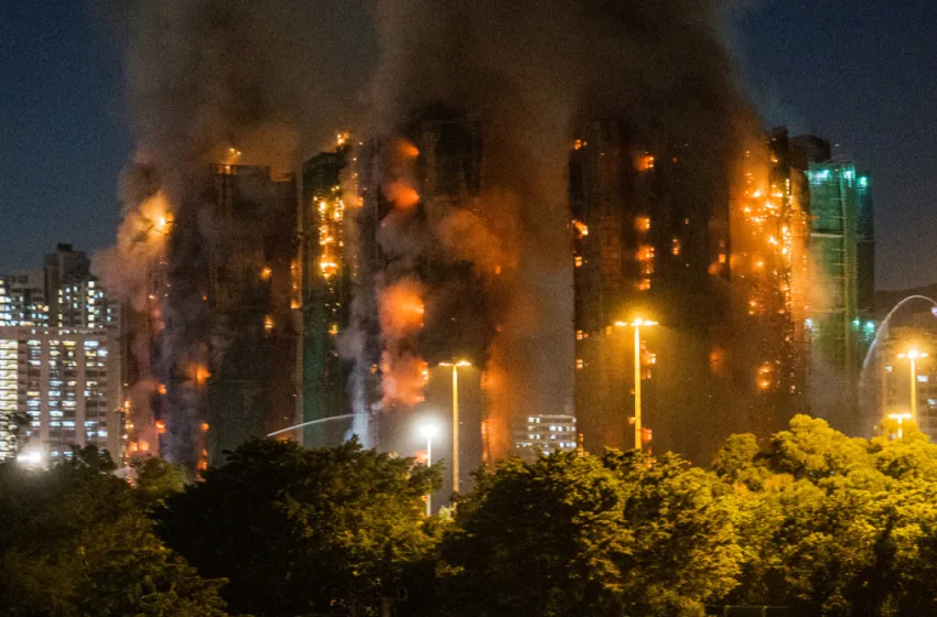  Χονγκ Κονγκ: Η χειρότερη πυρκαγιά από το 1948- Νεκροί, αγνοούμενοι, μαρτυρίες (vid)