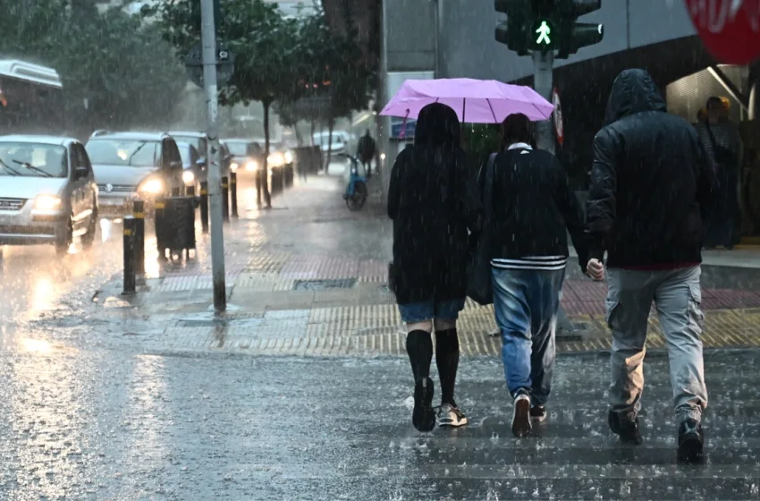  Ανάλυση Τσατραφύλλια για τις επόμενες ώρες τις κακοκαιρίας “Byron”- Τρία σενάρια για την Αττική