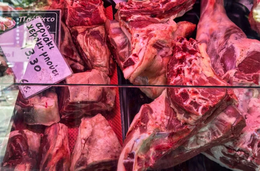  ΕΛΣΤΑΤ: Στο 2% ο πληθωρισμός τον Οκτώβριο – Αύξηση 10,6% στις τιμές των κρεάτων