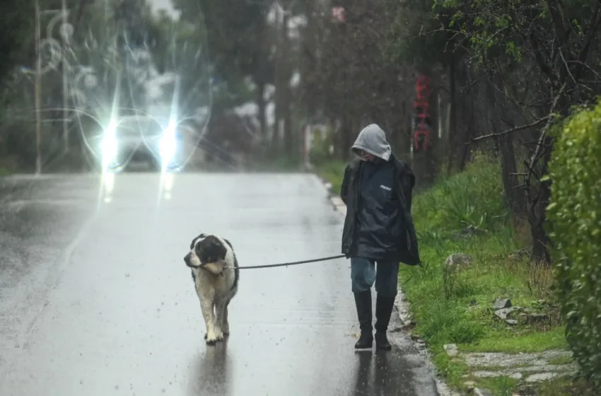  Καιρός:”Εμμονικές και επικίνδυνες καταιγίδες και στο βάθος κρύο”-Πότε πέφτει η θερμοκρασία