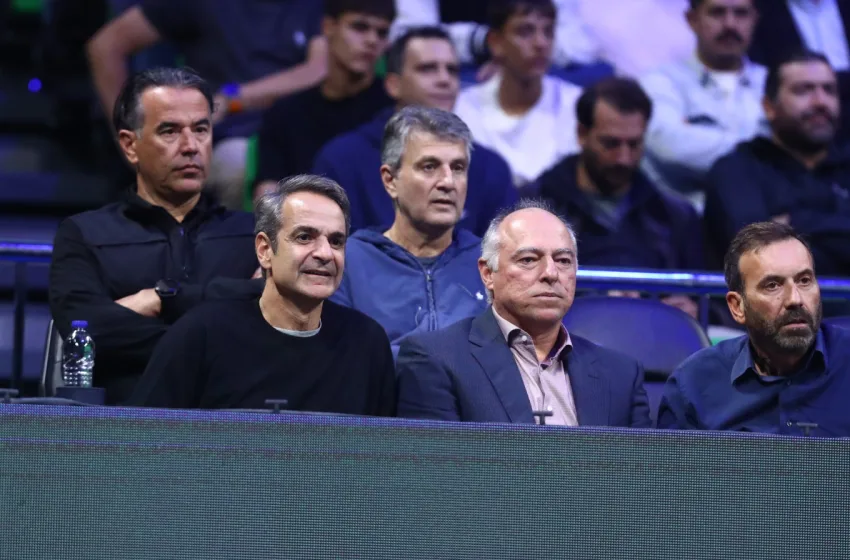  Ο Κυριάκος Μητσοτάκης στον ημιτελικό του Νόβακ Τζόκοβιτς