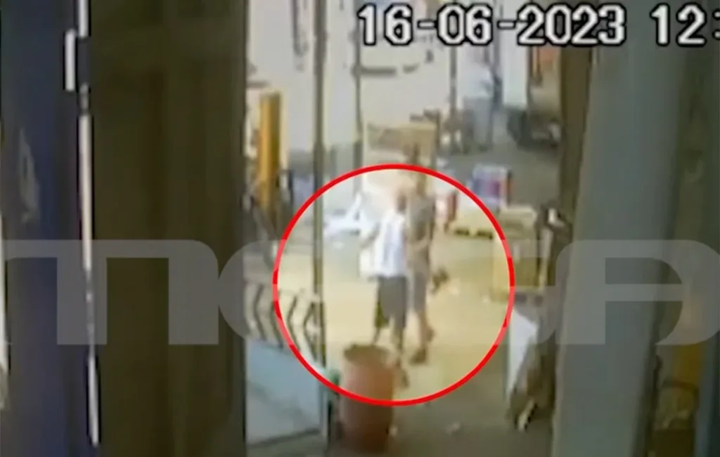 neos kosmos 29xronos video ksylodarmos