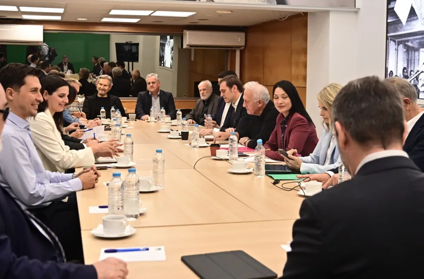  Παρασκήνιο: Όσα έγιναν στην ΠΓ ΚΟΕΣ του ΠΑΣΟΚ-Πέφτουν οι τόνοι, εκλογική ετοιμότητα, τοποθετήσεις… με νόημα