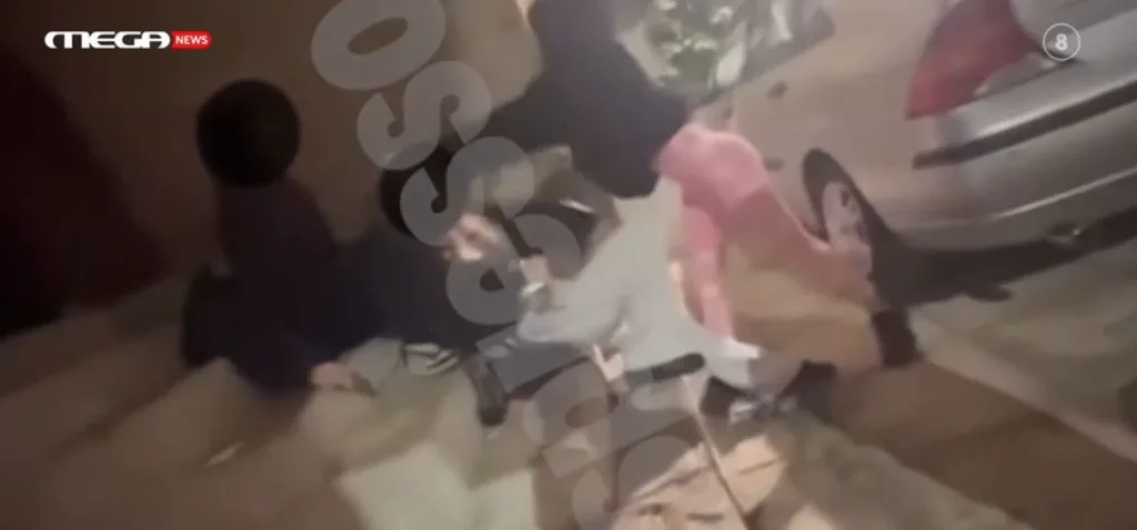 peristeri ksylodarmos 13xroni