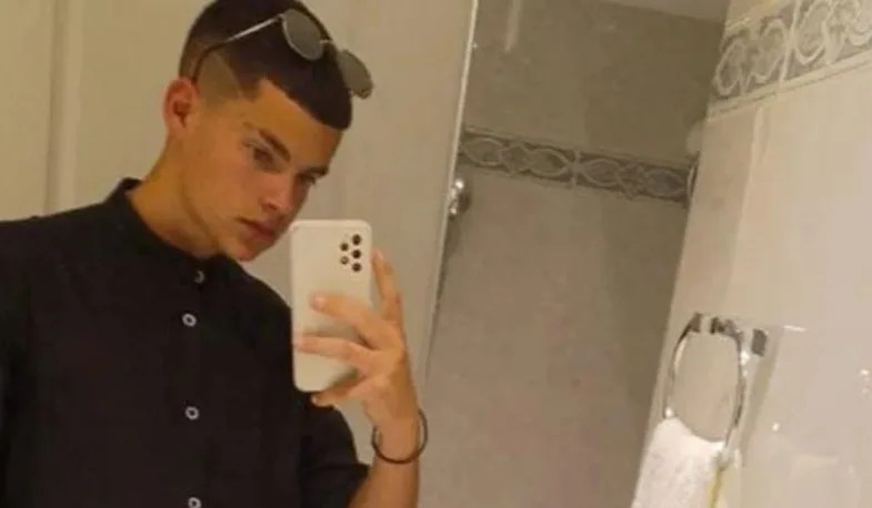 rodos 19xronos nekros thanatos stratiotis