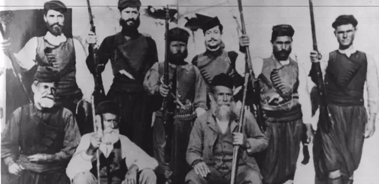 sartzetakides pentarides venteta.jpg