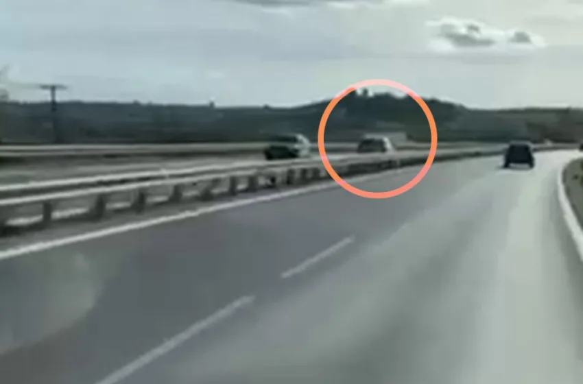  Σοκαριστικό βίντεο: Ηλικιωμένος οδηγεί ανάποδα στην Εθνική Θεσσαλονίκης-Μουδανιών