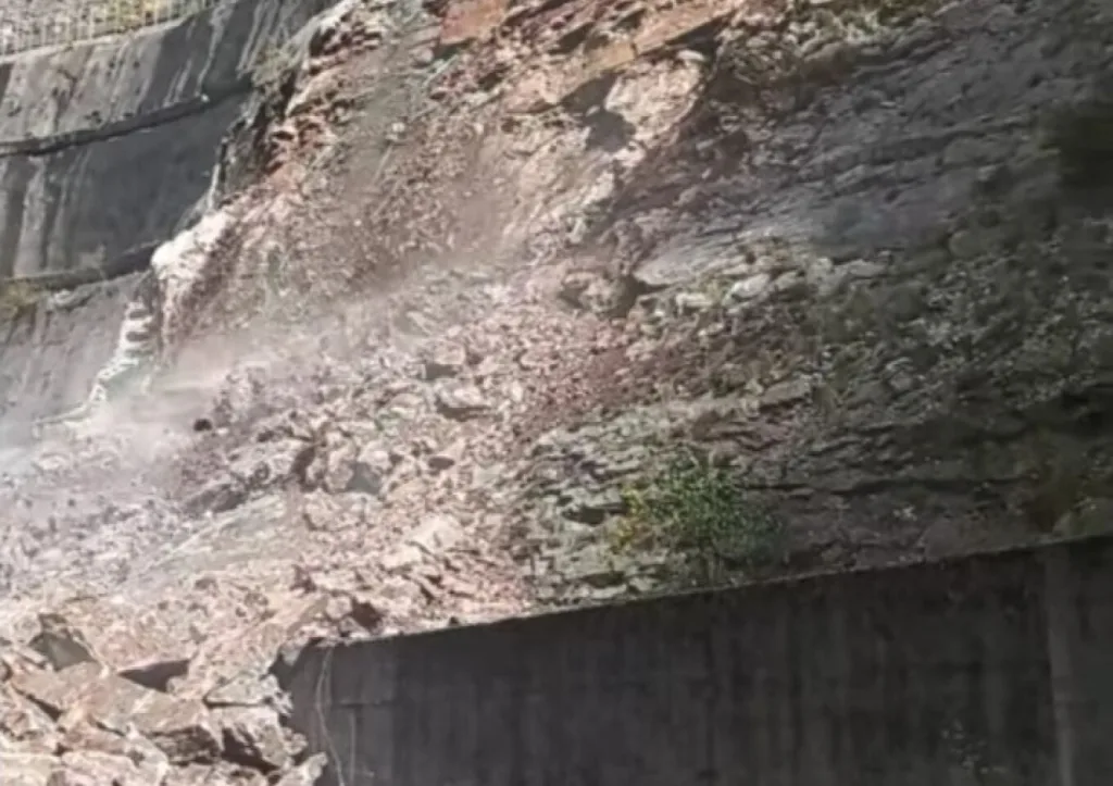 trikala katolisthisis