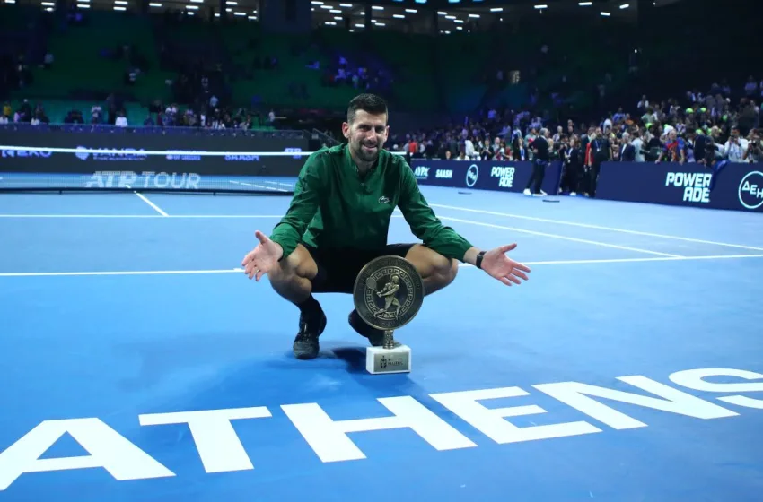  Τζόκοβιτς: Viral το βίντεο που τρέχει να προλάβει ανοιχτή την Ακρόπολη