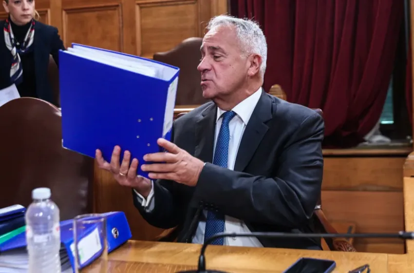  Οι αιχμές Βορίδη για Μαξίμου και το παρασκήνιο για τον ενεργό σύμβουλο κ. Βάρρα