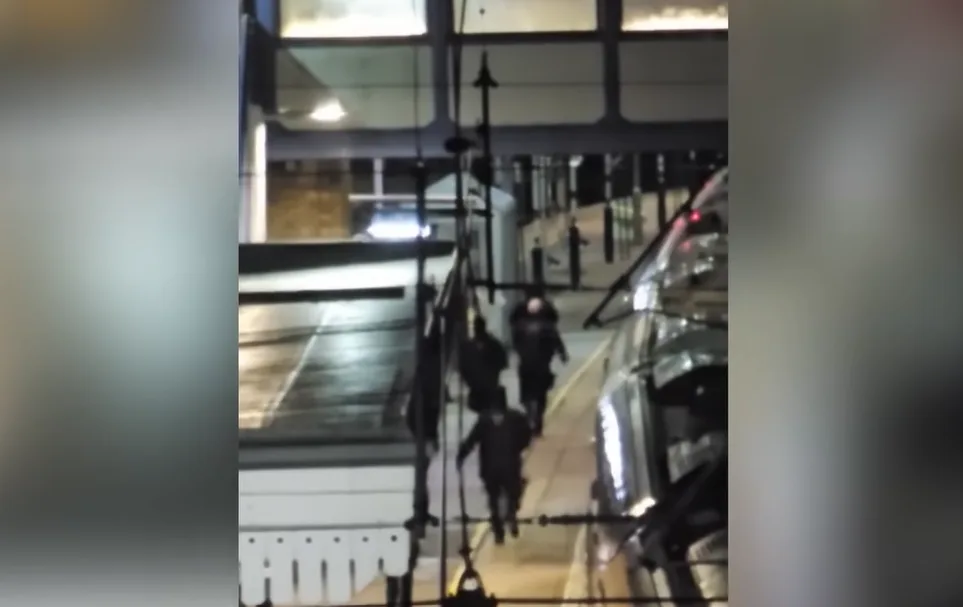 vreatania epithesi stathmos