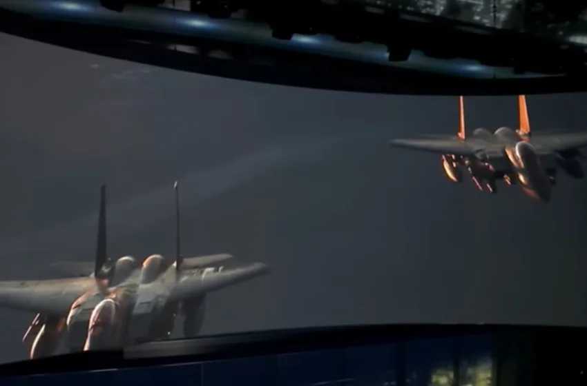  ”Καταιγίδα Χόκι”: Βίντεο από την ”επίθεση εκδίκησης” των ΗΠΑ εναντίον στόχων του ISIS στη Συρία
