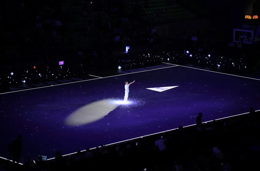  Μαγική χριστουγεννιάτικη δράση από τα Ευχοστολίδια στο ημίχρονο Παναθηναϊκός ΑKTOR – Πανιώνιος Cosmorama