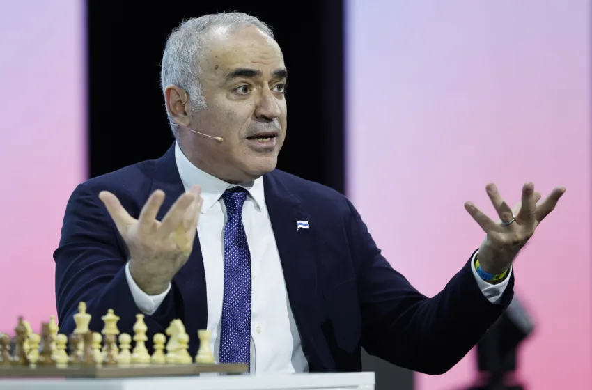  Ένταλμα σύλληψης για τον Κασπάροφ