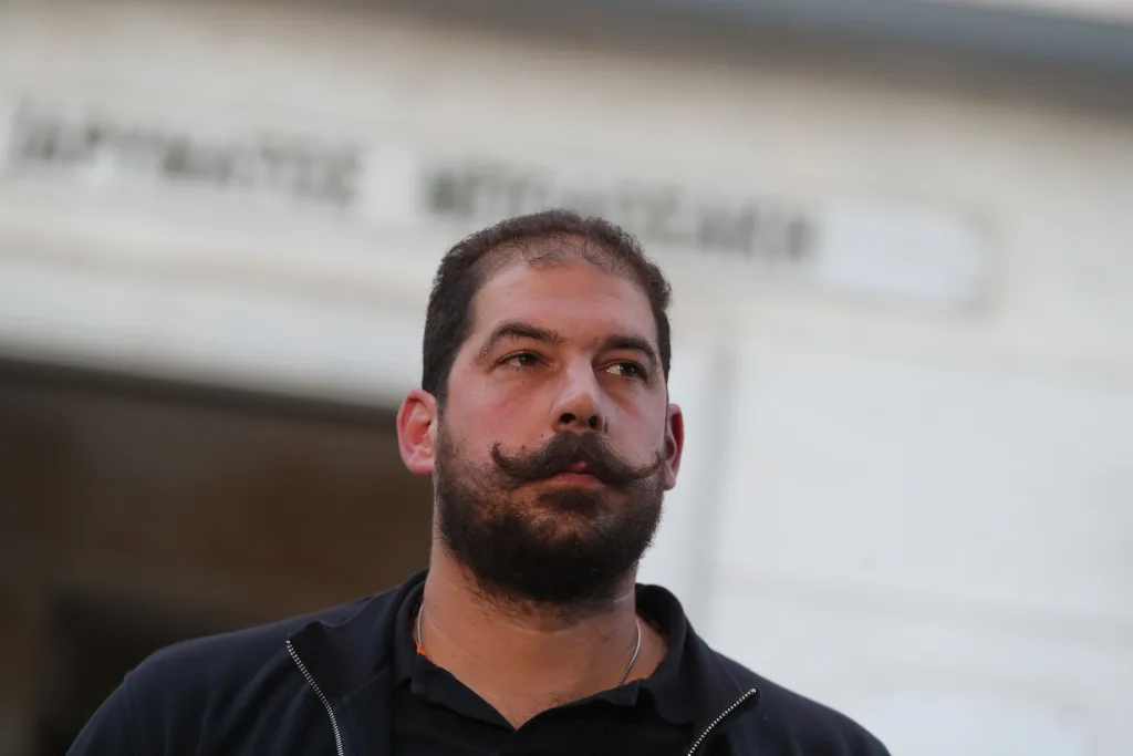 Σε εξέλιξη η συνάντηση Χατζηδάκη-Τσιάρα με εκπροσώπους αγροτοκτηνοτρόφων από την Κρήτη 4 6774656